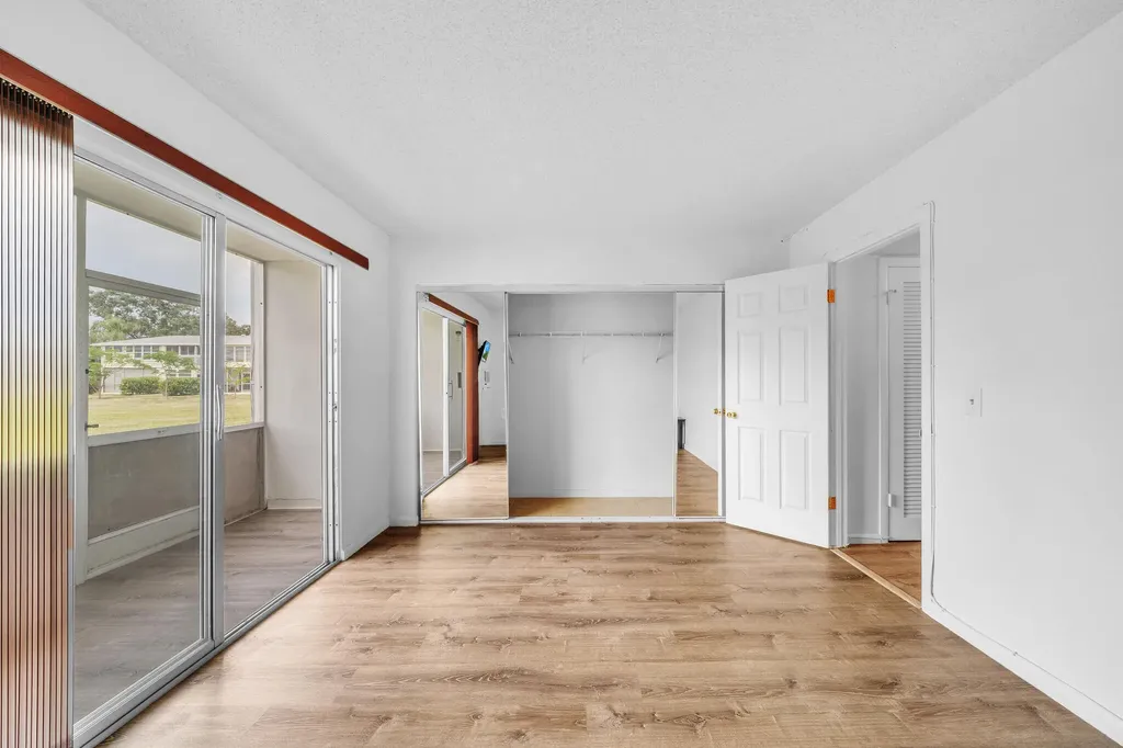 127 Westbury G Deerfield Beach FL 33442