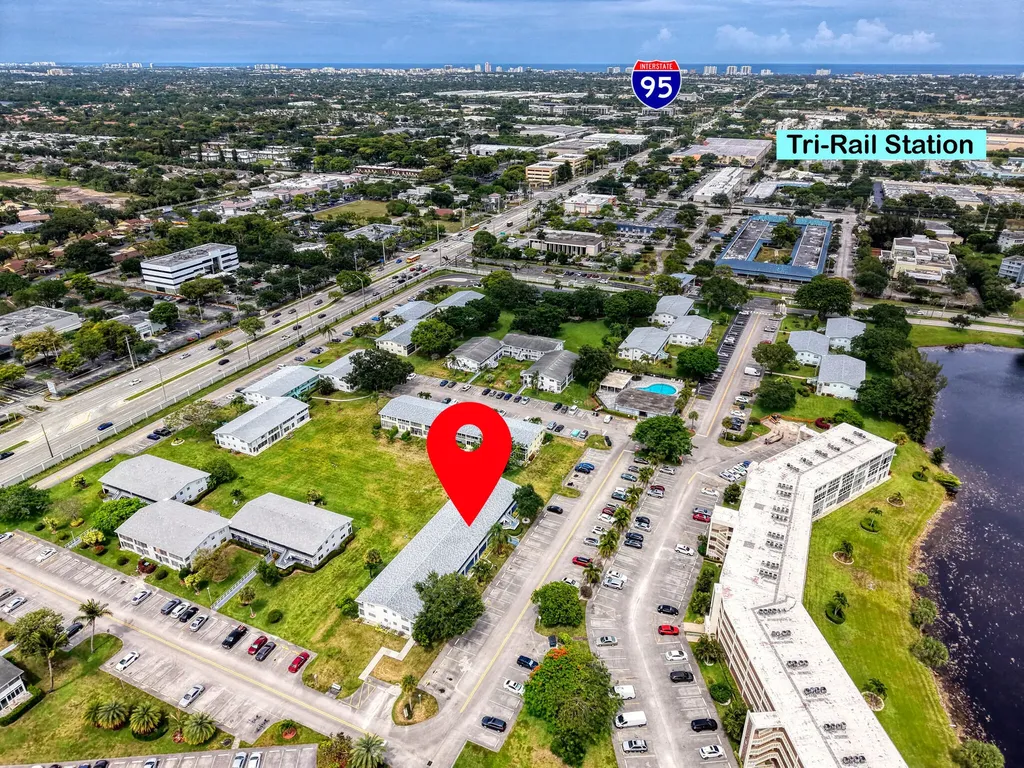 127 Westbury G Deerfield Beach FL 33442