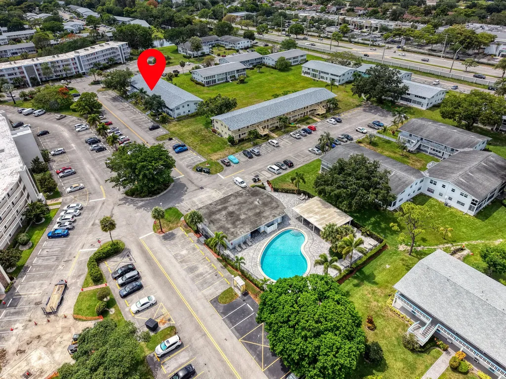 127 Westbury G Deerfield Beach FL 33442