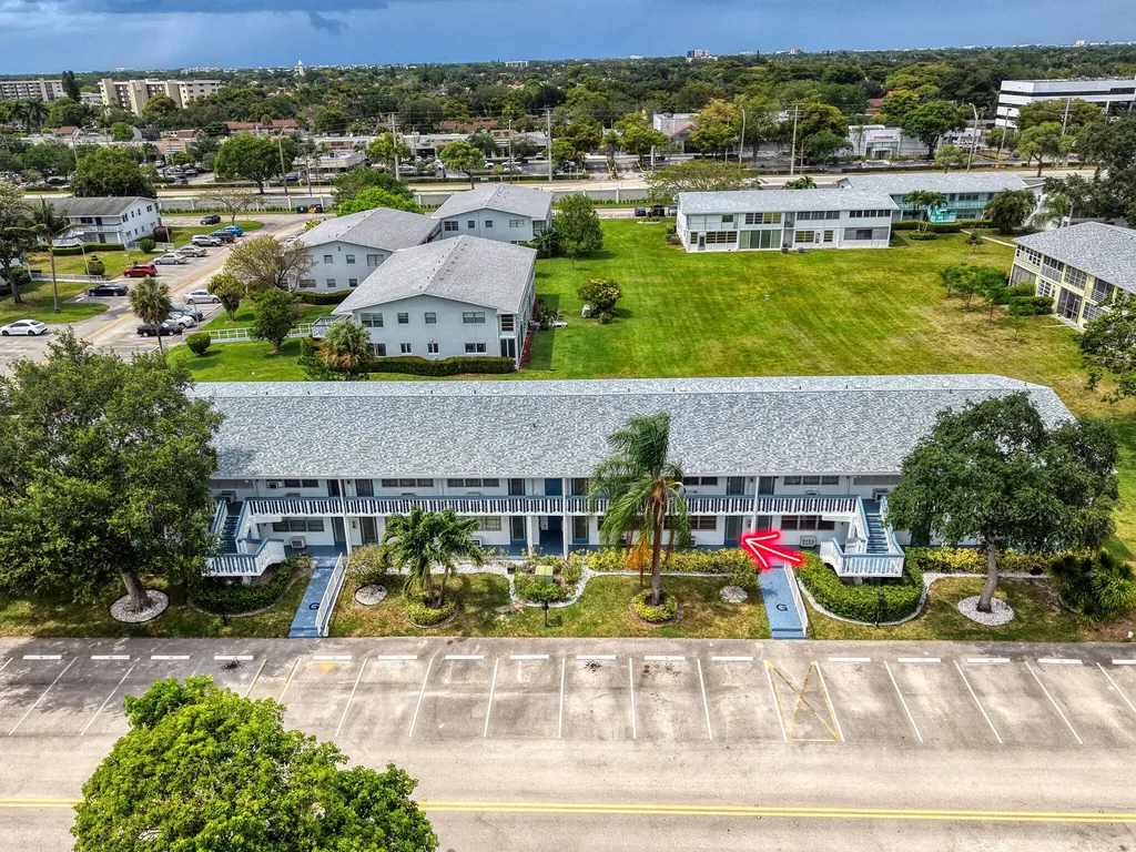 127 Westbury G Deerfield Beach FL 33442
