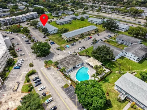 127 Westbury G Deerfield Beach FL 33442