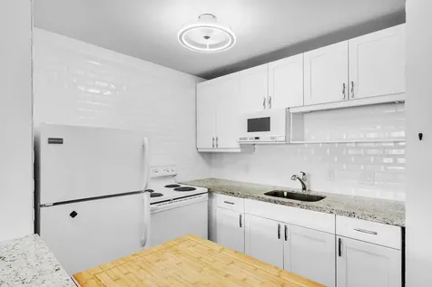 127 Westbury G Deerfield Beach FL 33442