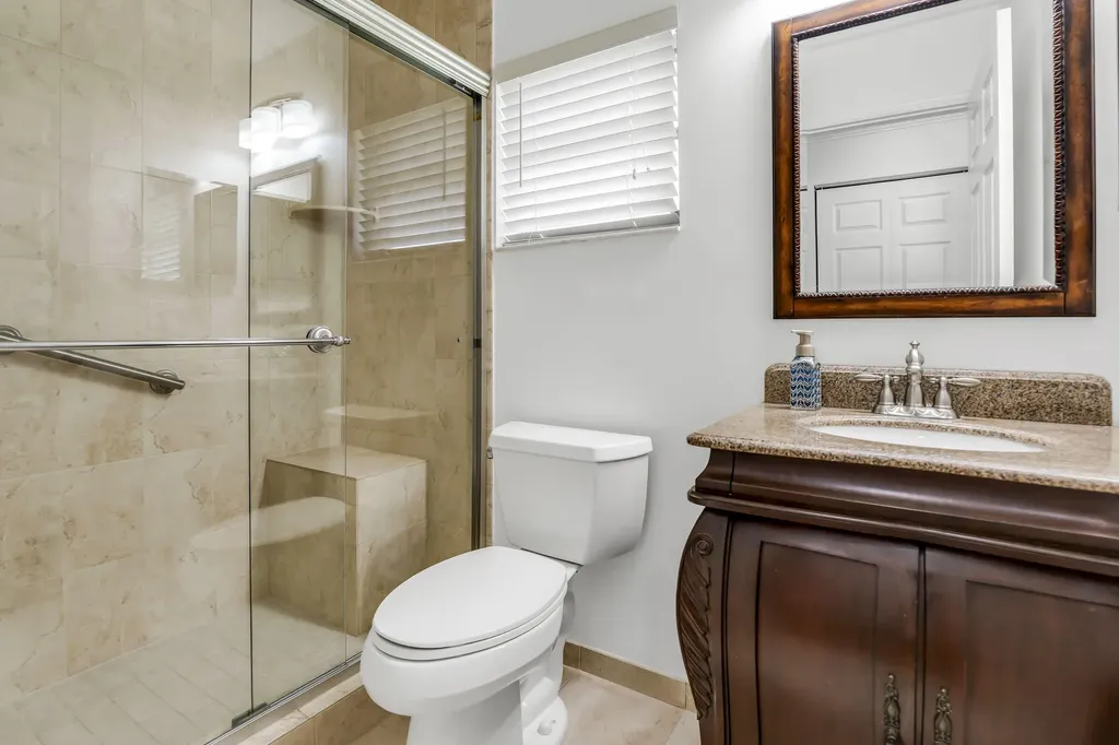 18559 Egret Way Boca Raton FL 33496