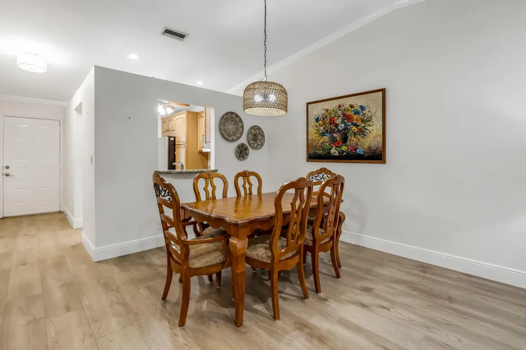 18559 Egret Way Boca Raton FL 33496