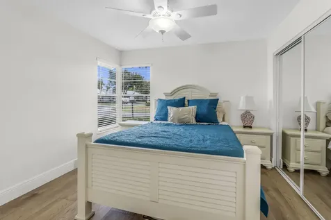 18559 Egret Way Boca Raton FL 33496