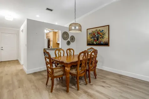 18559 Egret Way Boca Raton FL 33496