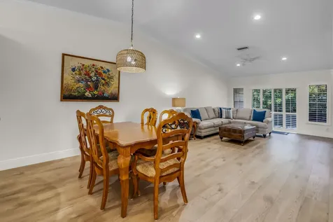 18559 Egret Way Boca Raton FL 33496