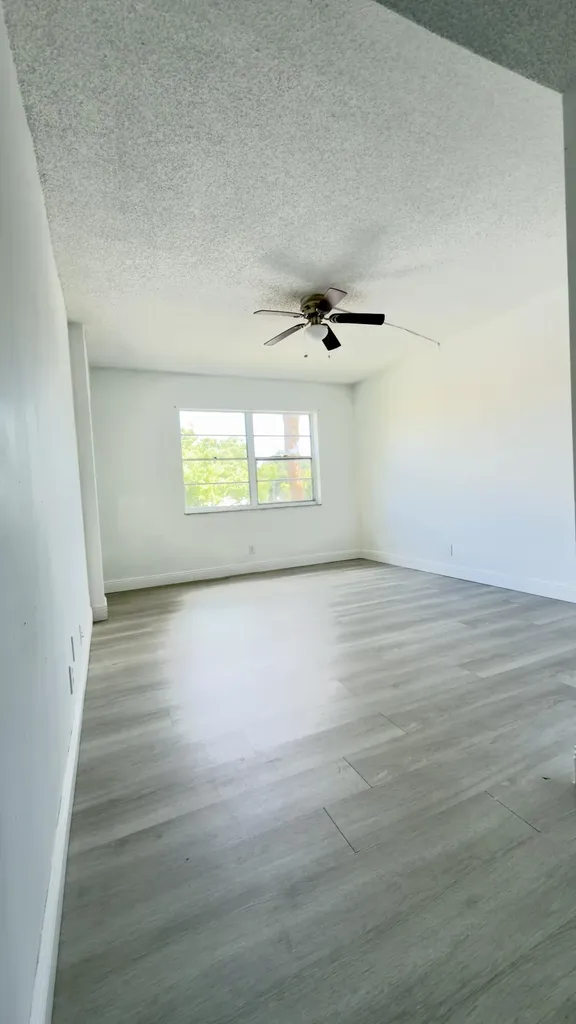 4364 NW 9th Deerfield Beach FL 33064