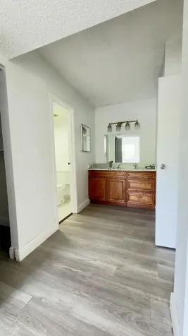 4364 NW 9th Deerfield Beach FL 33064