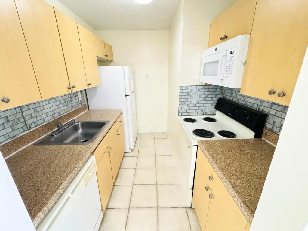 1101 N Benoist Farms Road West Palm Beach FL 33411