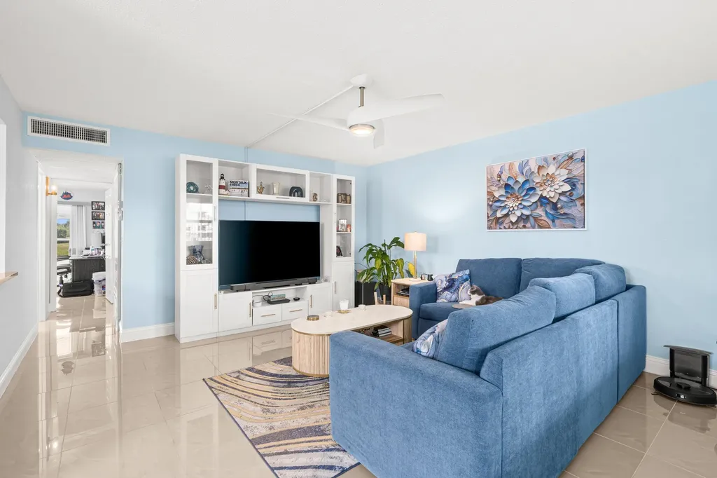 360 Monaco Court Delray Beach FL 33446