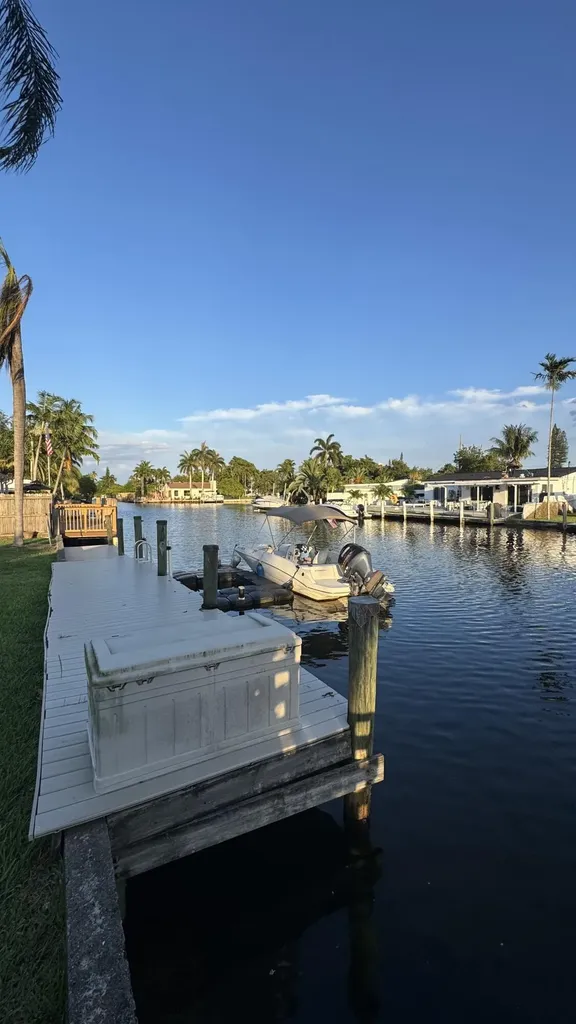 2714 Scott Street Hollywood FL 33020