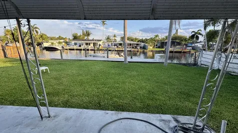2714 Scott Street Hollywood FL 33020