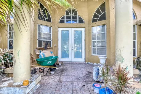 1015 NE 3rd Street Belle Glade FL 33430