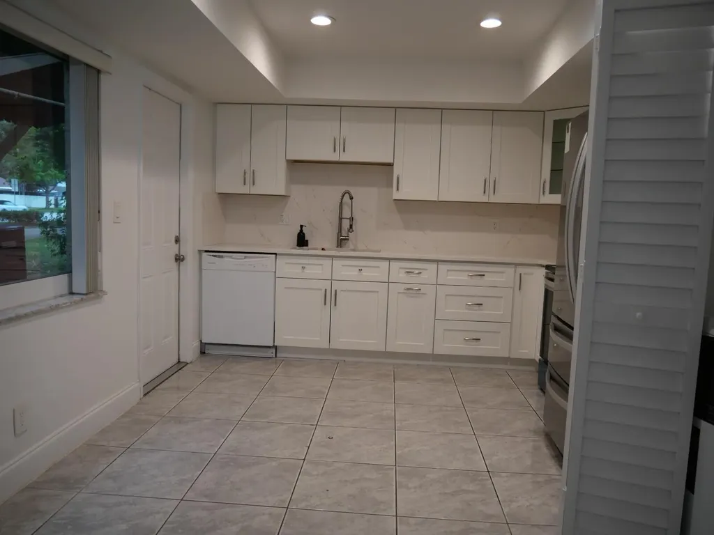7091 W Sunrise Boulevard Plantation FL 33313