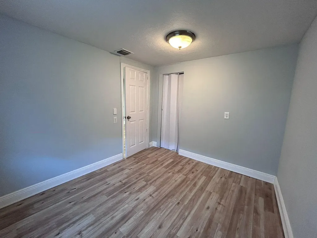 3901 Lakewood Road Palm Springs FL 33461