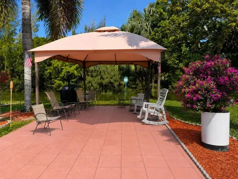 67 Camden C West Palm Beach FL 33417