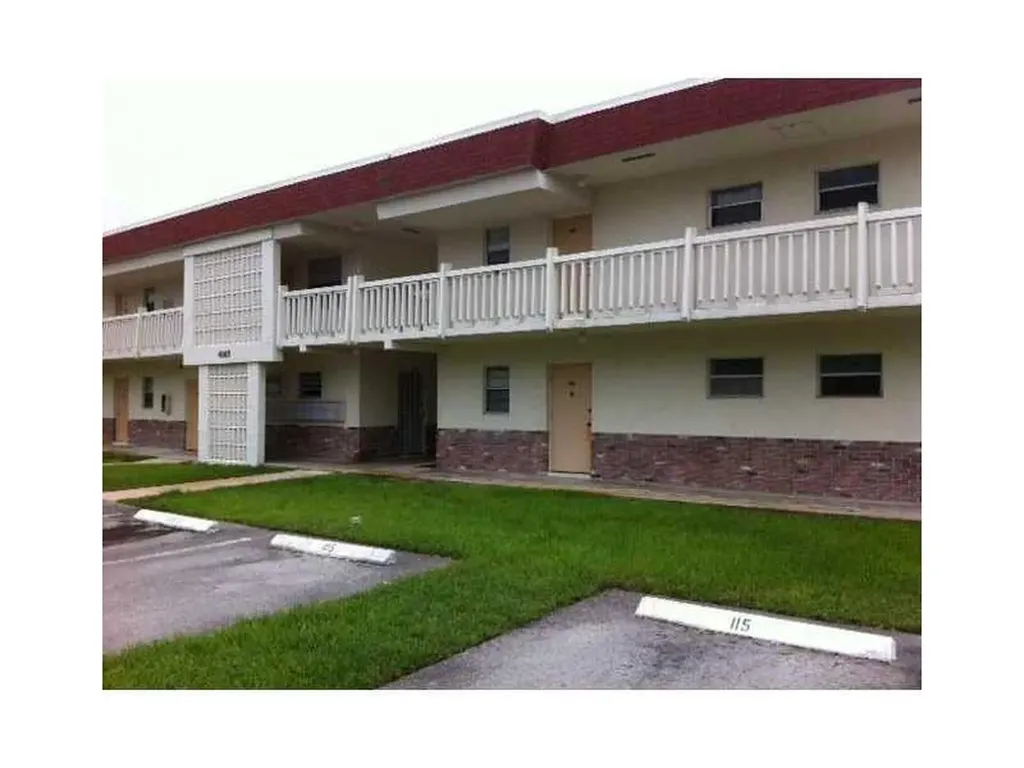 4165 SW 67th Avenue Davie FL 33314