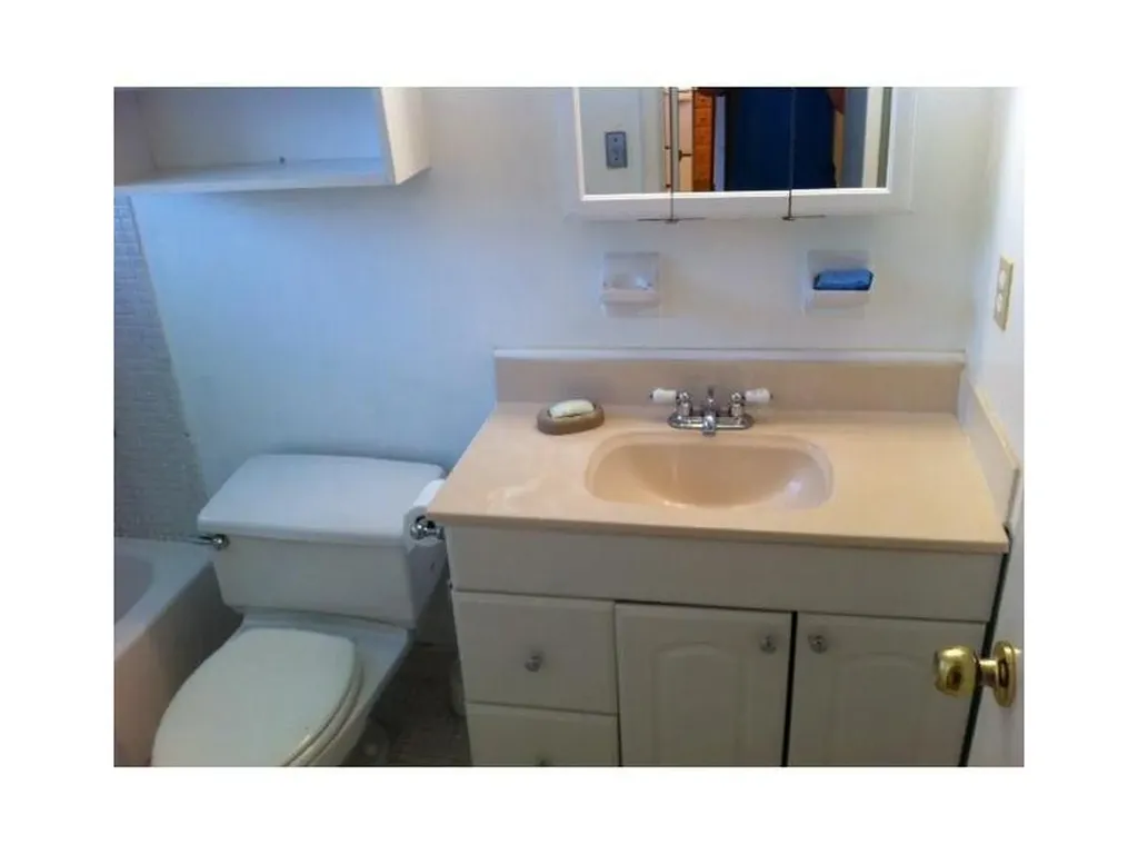 4165 SW 67th Avenue Davie FL 33314
