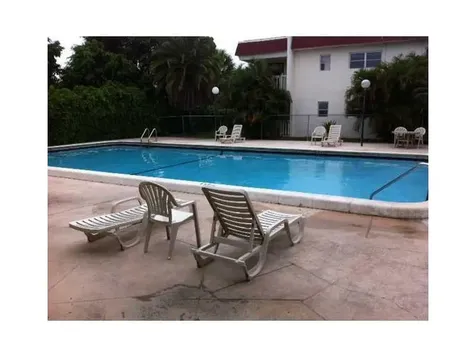 4165 SW 67th Avenue Davie FL 33314