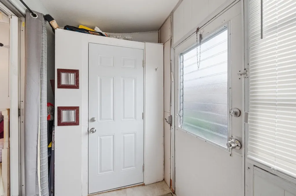 52 Saxony B Delray Beach FL 33446