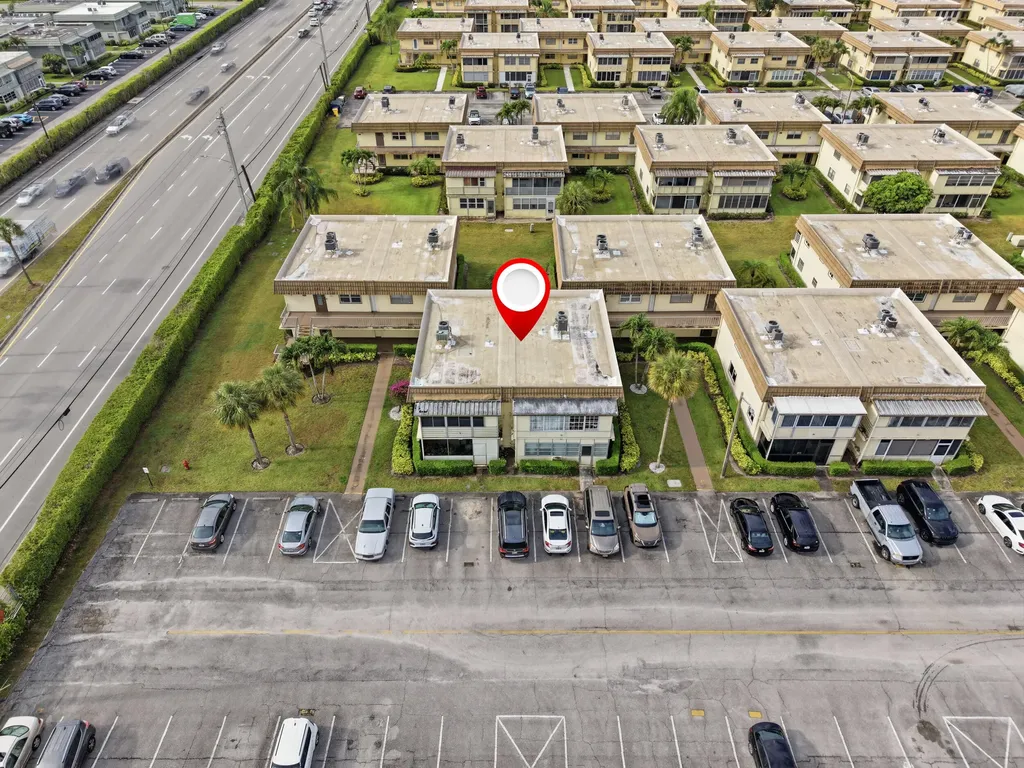 52 Saxony B Delray Beach FL 33446