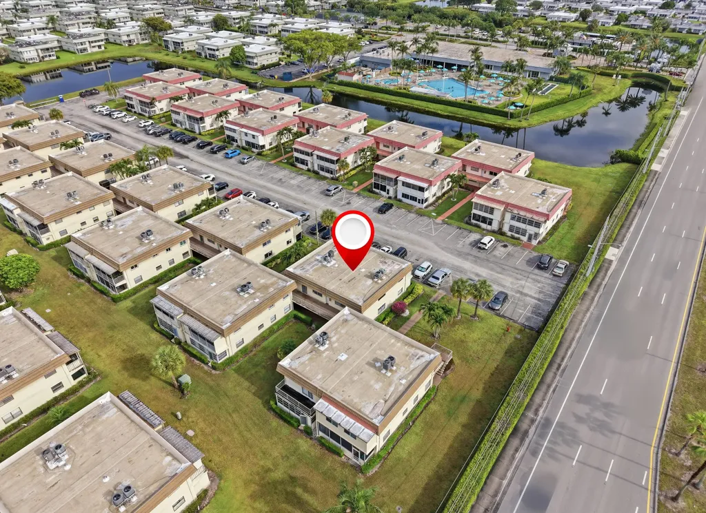52 Saxony B Delray Beach FL 33446