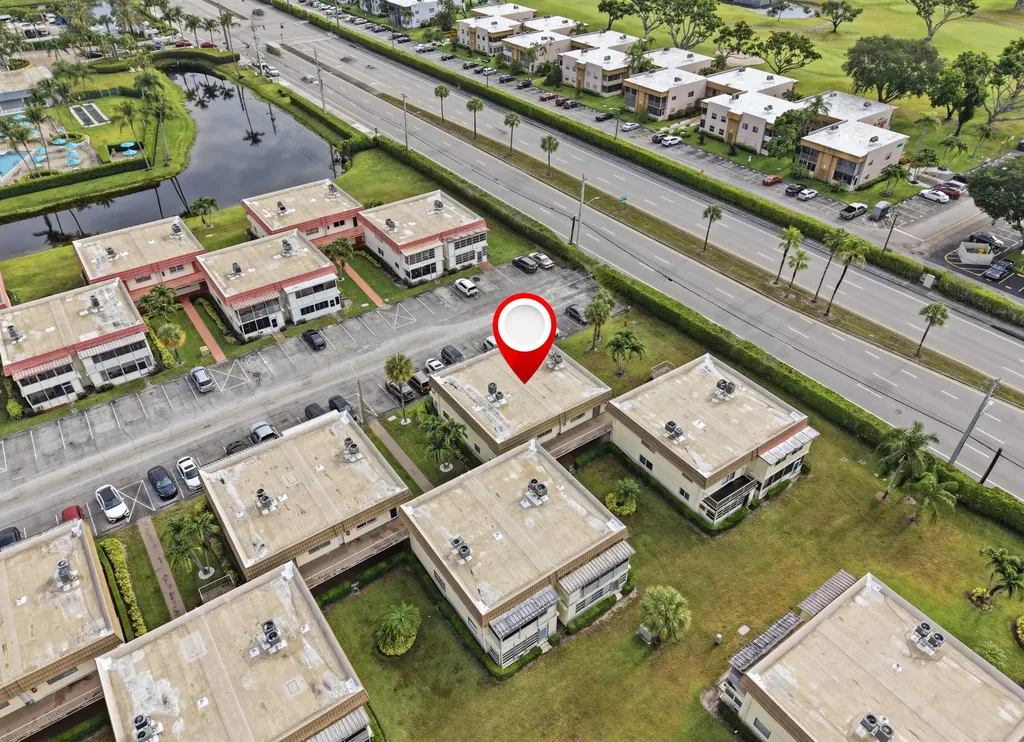 52 Saxony B Delray Beach FL 33446