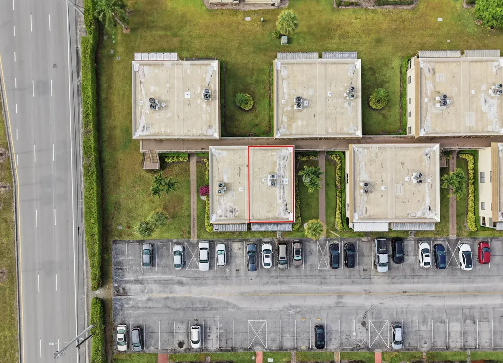 52 Saxony B Delray Beach FL 33446