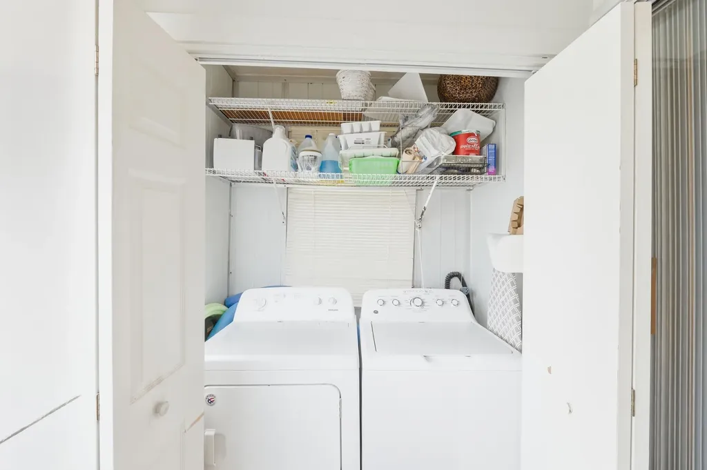 52 Saxony B Delray Beach FL 33446