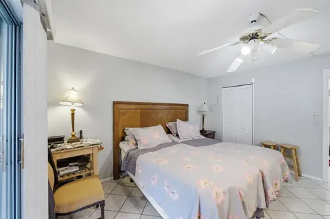 52 Saxony B Delray Beach FL 33446