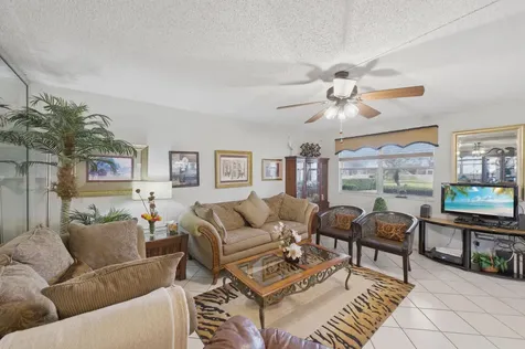 52 Saxony B Delray Beach FL 33446