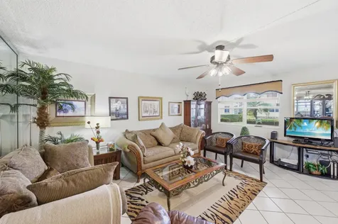 52 Saxony B Delray Beach FL 33446