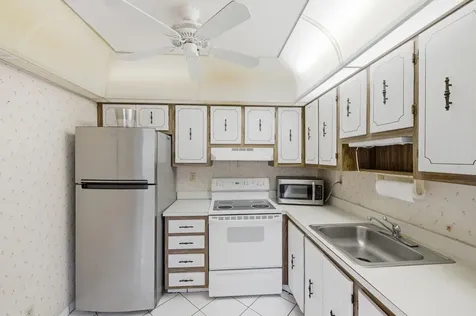 519 Burgundy K Delray Beach FL 33484