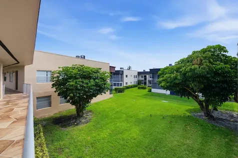 519 Burgundy K Delray Beach FL 33484