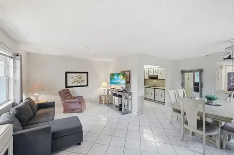 519 Burgundy K Delray Beach FL 33484