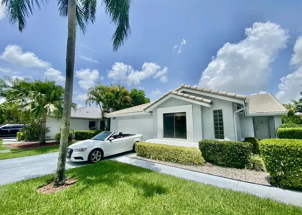 10533 Mendocino Lane Boca Raton FL 33428