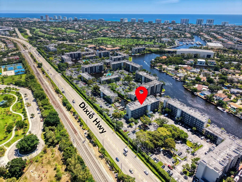 17 Royal Palm Way Boca Raton FL 33432
