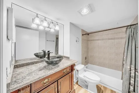 17 Royal Palm Way Boca Raton FL 33432
