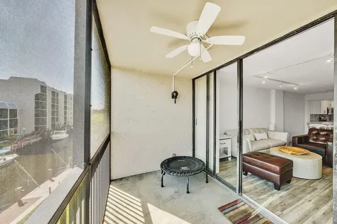 17 Royal Palm Way Boca Raton FL 33432
