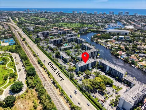17 Royal Palm Way Boca Raton FL 33432