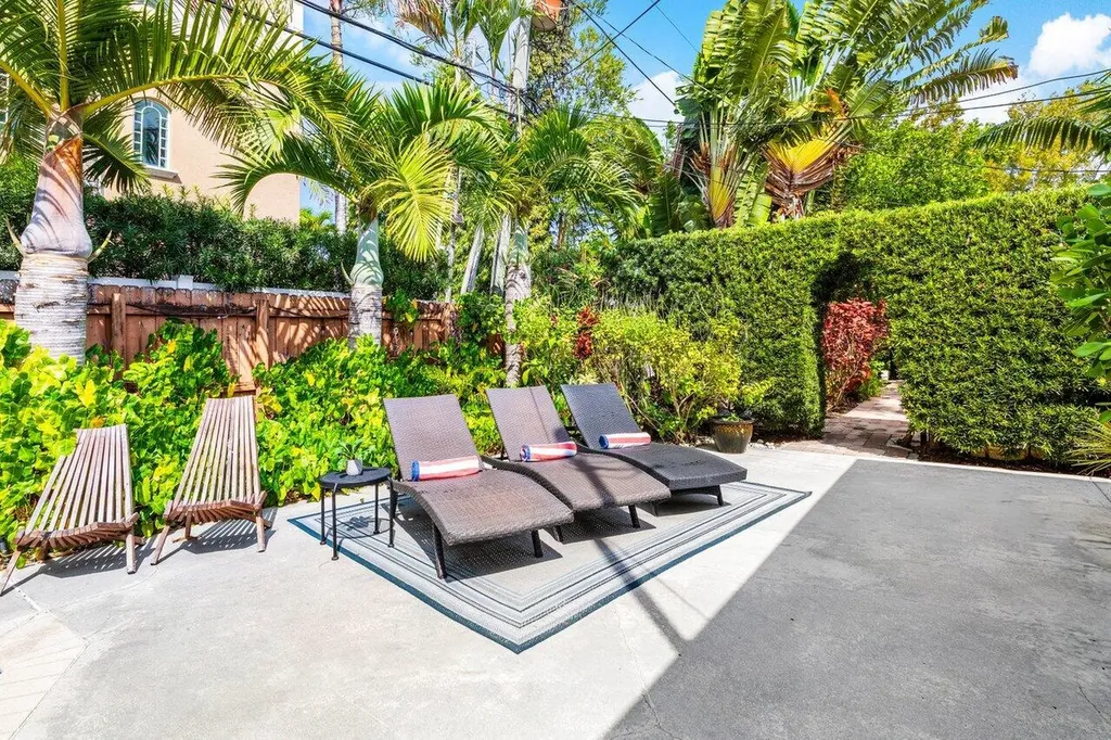 615 NE 9th Avenue Fort Lauderdale FL 33304