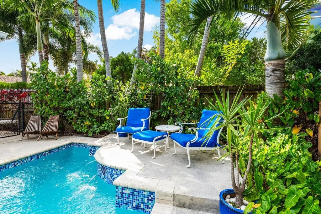 615 NE 9th Avenue Fort Lauderdale FL 33304