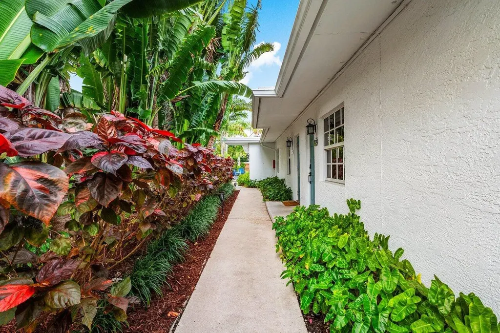 615 NE 9th Avenue Fort Lauderdale FL 33304
