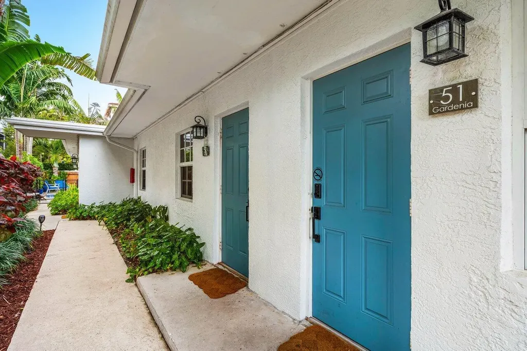 615 NE 9th Avenue Fort Lauderdale FL 33304