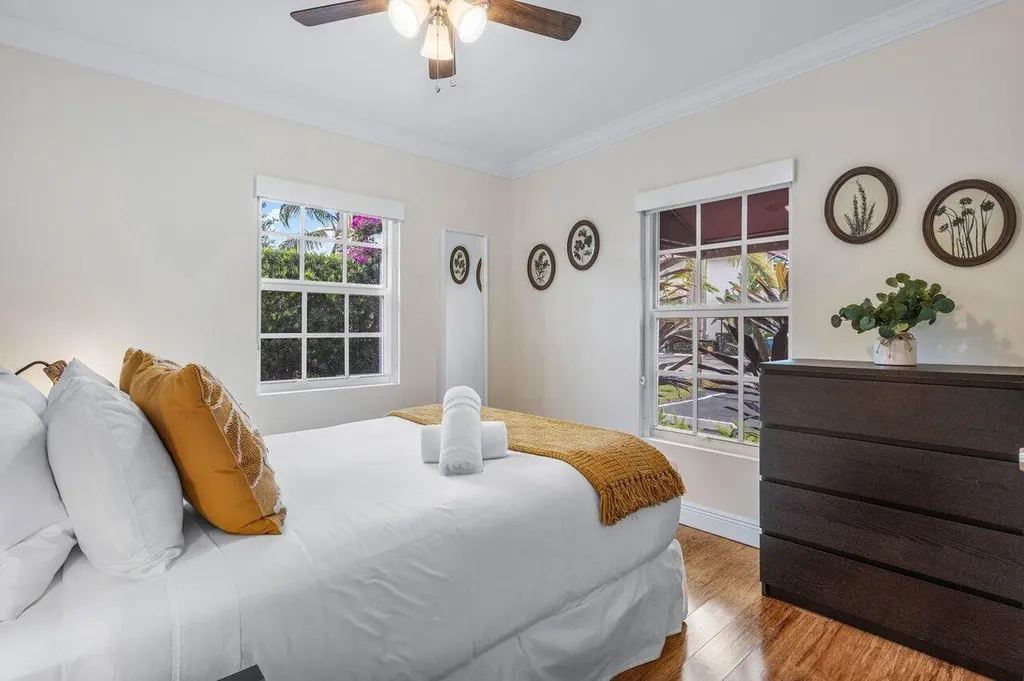 615 NE 9th Avenue Fort Lauderdale FL 33304