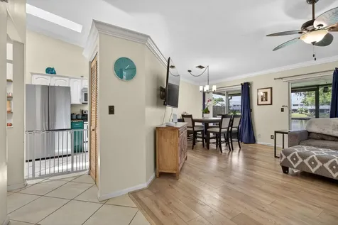 1921 Discovery Circle E Deerfield Beach FL 33442