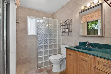 1921 Discovery Circle E Deerfield Beach FL 33442