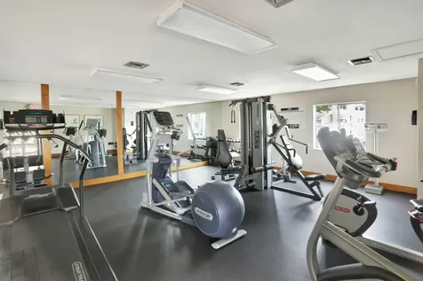 1921 Discovery Circle E Deerfield Beach FL 33442