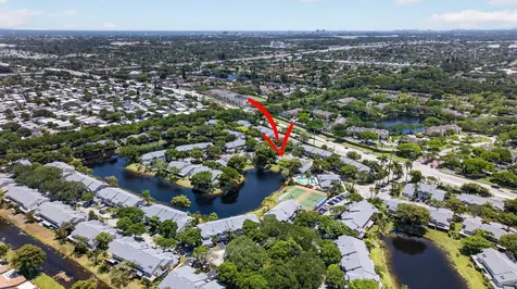 1921 Discovery Circle E Deerfield Beach FL 33442